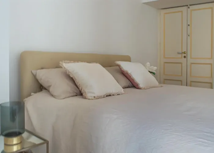 Apartment Santa Domenica *